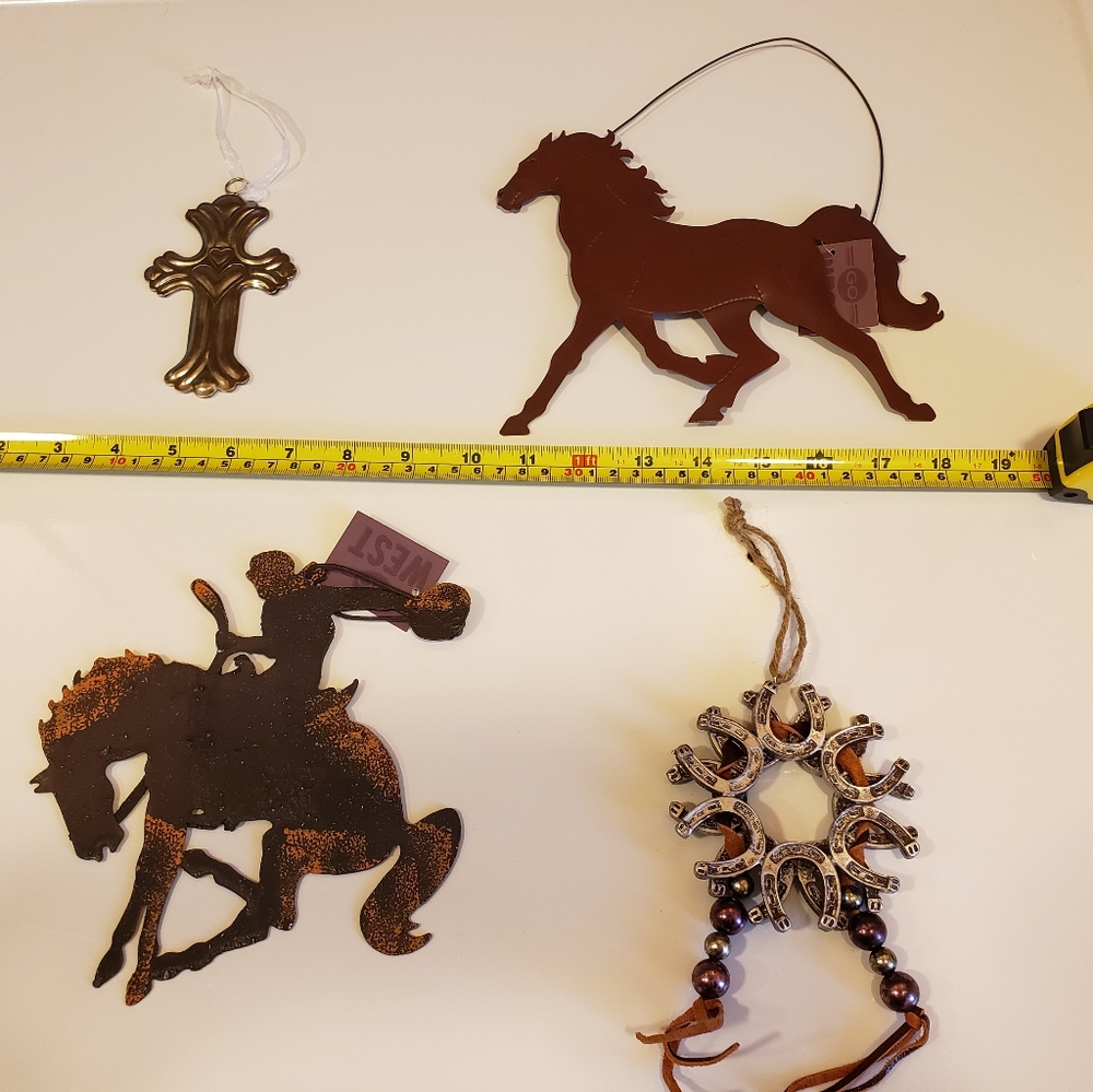 Western Ornaments/Decor -4 Pieces